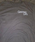 Gripping lips short sleeve